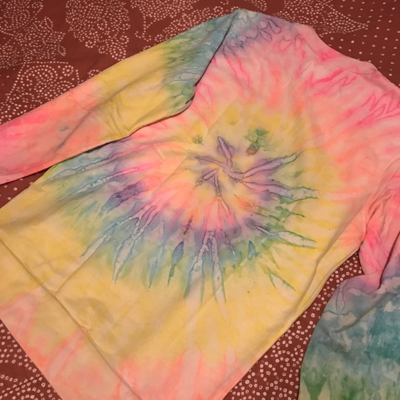 COPY - UNIF "Day Dreamer" tie die sweater - Picture 3 of 5
